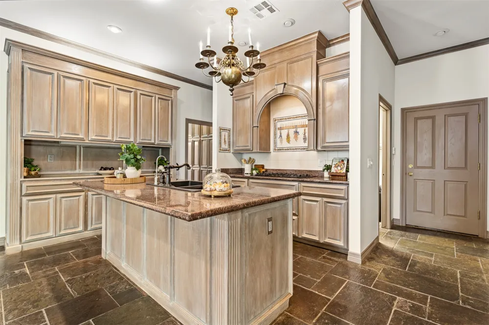 624 Sunset Drive SW Ardmore, OK 73401