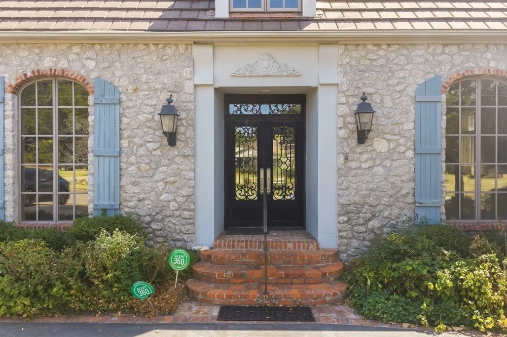 624 Sunset Drive SW Ardmore, OK 73401