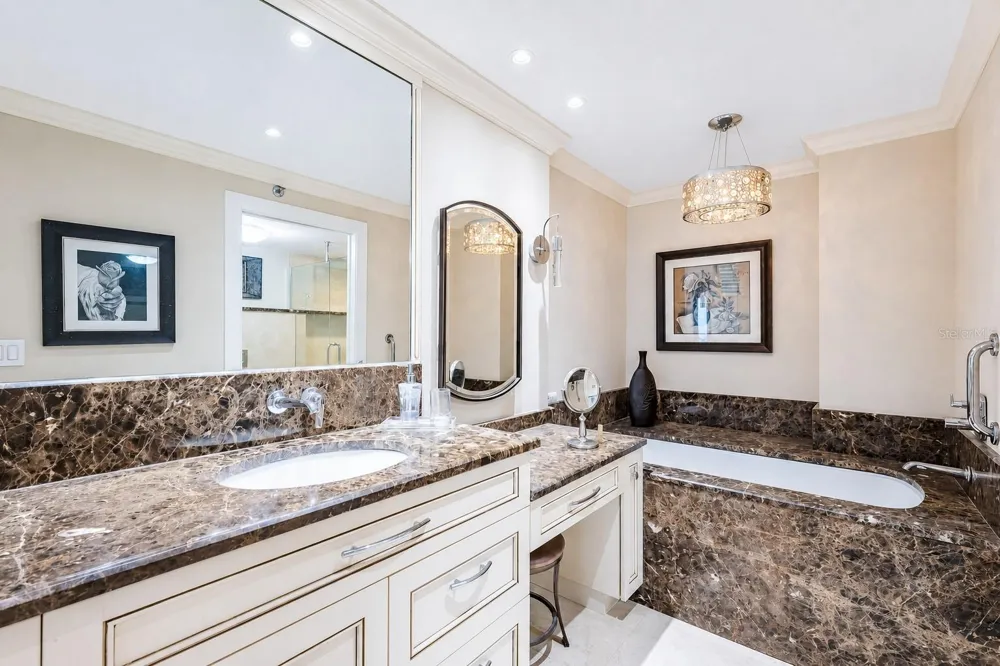 1600 GULF BOULEVARD #1013 Clearwater, FL 33767