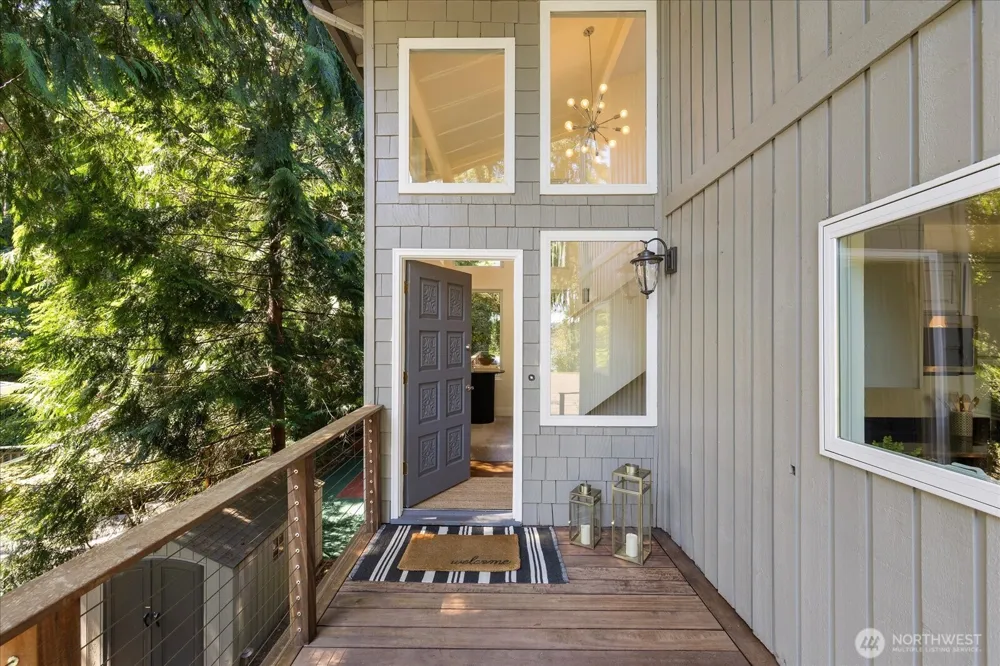 2035 West Lake Sammamish Parkway SE Bellevue, WA 98008