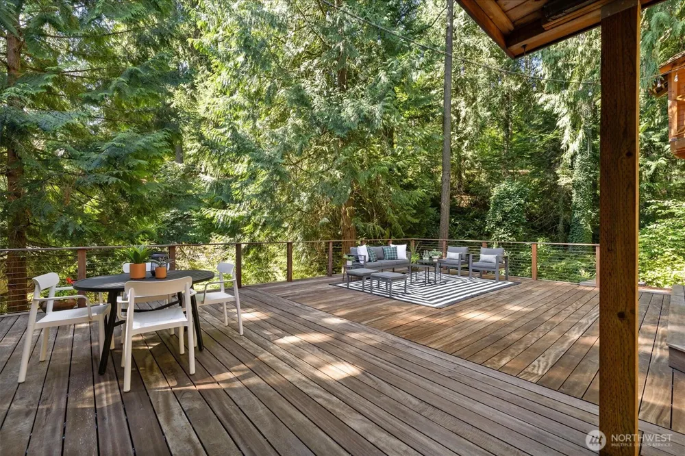 2035 West Lake Sammamish Parkway SE Bellevue, WA 98008