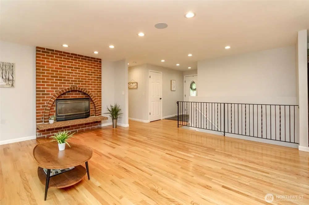 3716 SW 328th Place Federal Way, WA 98023