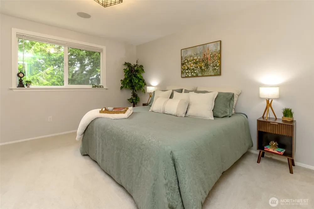 3716 SW 328th Place Federal Way, WA 98023