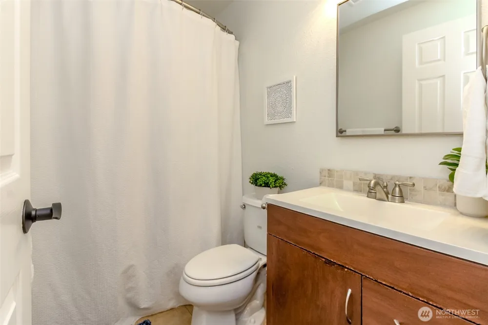 3716 SW 328th Place Federal Way, WA 98023