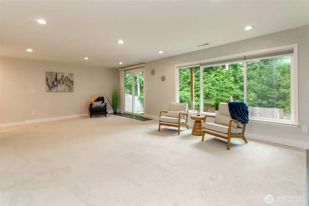 3716 SW 328th Place Federal Way, WA 98023