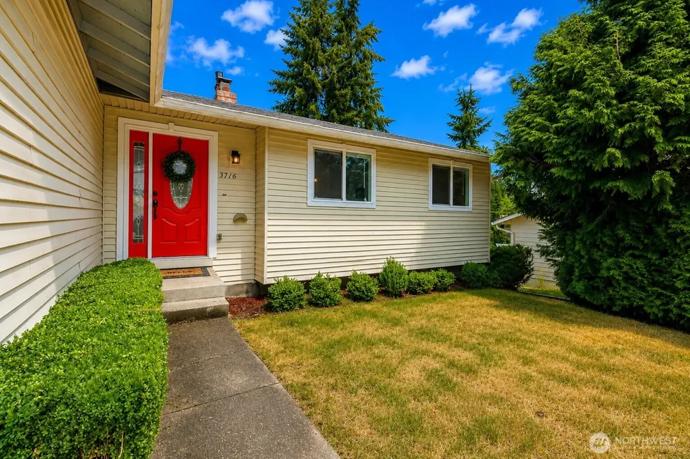 3716 SW 328th Place Federal Way, WA 98023