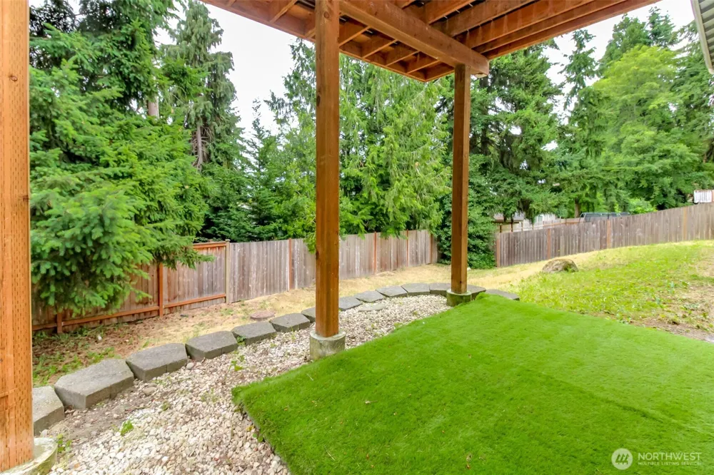 3716 SW 328th Place Federal Way, WA 98023