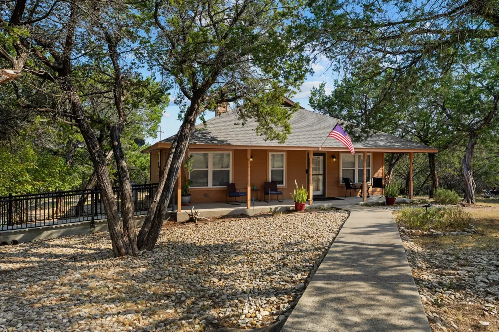 106 County Road 1506 Morgan, TX 76671