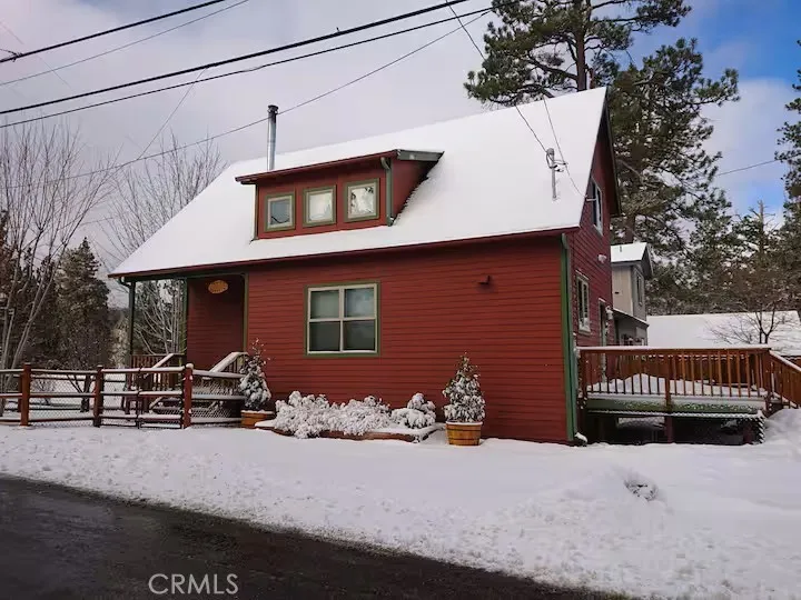 40272 Mahanoy Lane Big Bear Lake, CA 92315