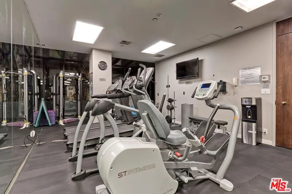10350 Wilshire Boulevard #1102 Los Angeles, CA 90024