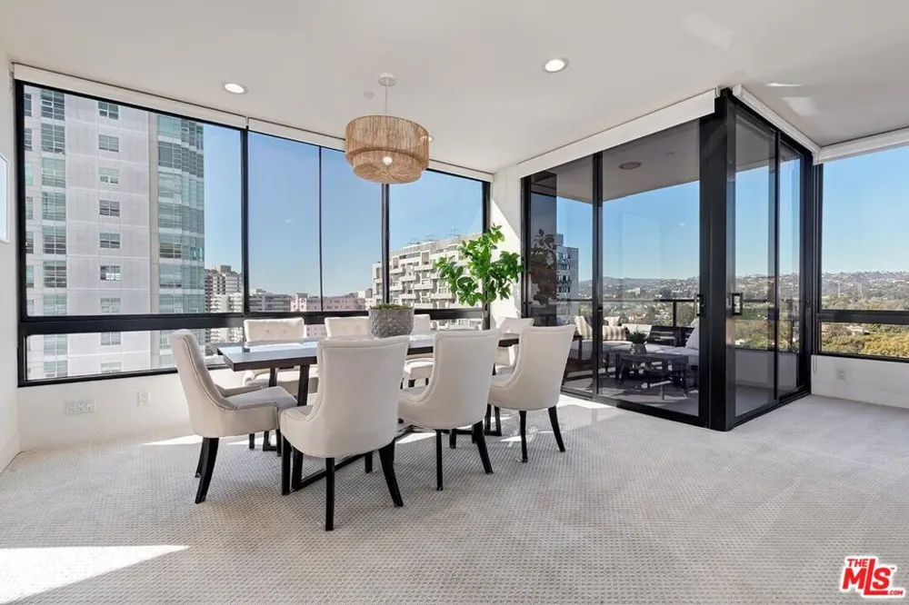 10350 Wilshire Boulevard #1102 Los Angeles, CA 90024