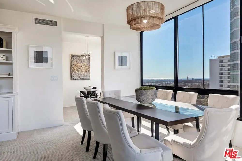 10350 Wilshire Boulevard #1102 Los Angeles, CA 90024