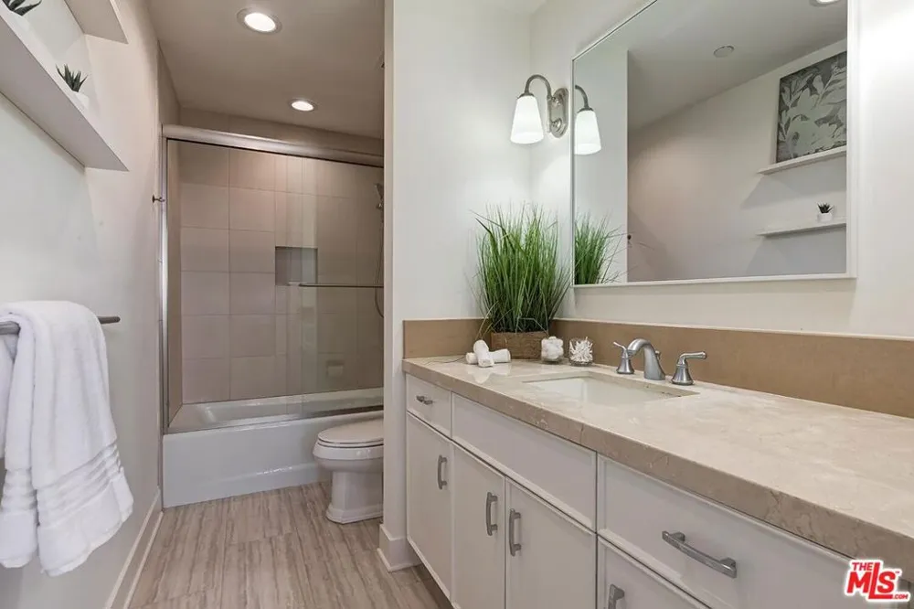 10350 Wilshire Boulevard #1102 Los Angeles, CA 90024