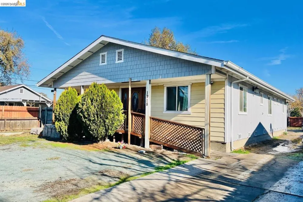 1918 S Olive Ave Stockton, CA 95125