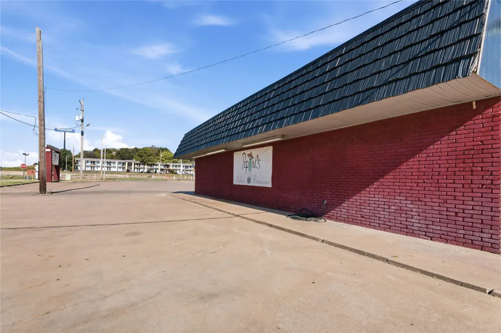608 Woody Guthrie Street Okemah, OK 74859