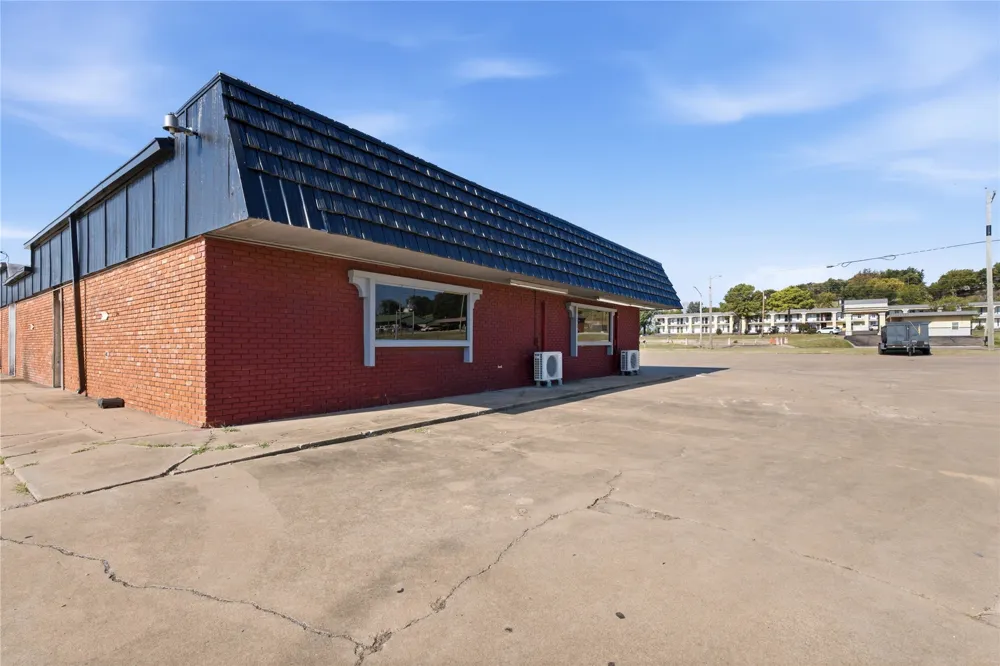 608 Woody Guthrie Street Okemah, OK 74859