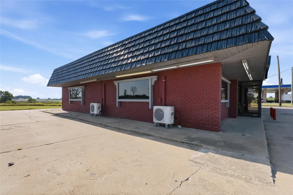 608 Woody Guthrie Street Okemah, OK 74859