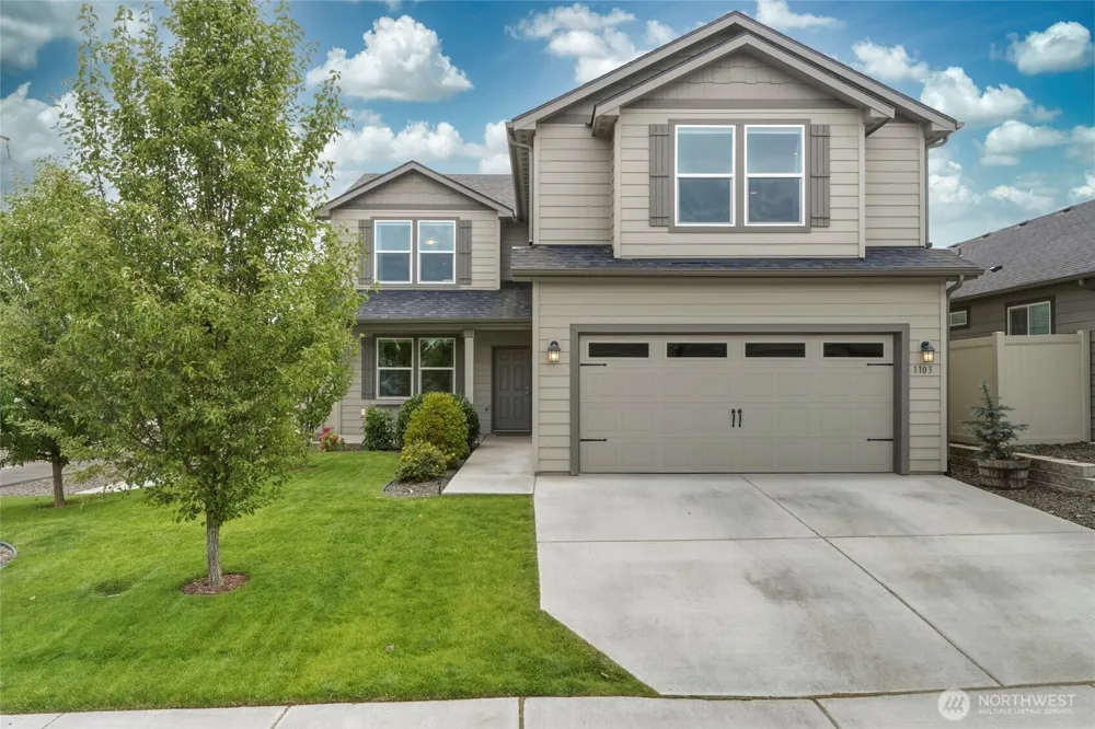 1103 SW Julia St College Place, WA 99324