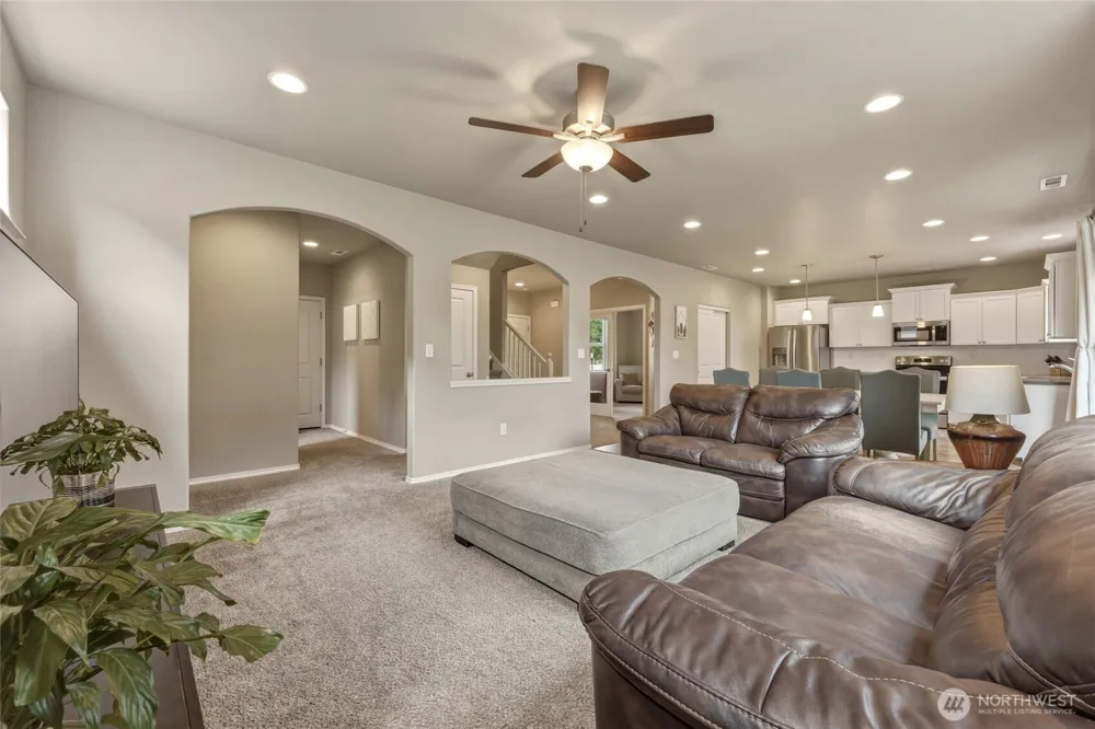 1103 SW Julia St College Place, WA 99324