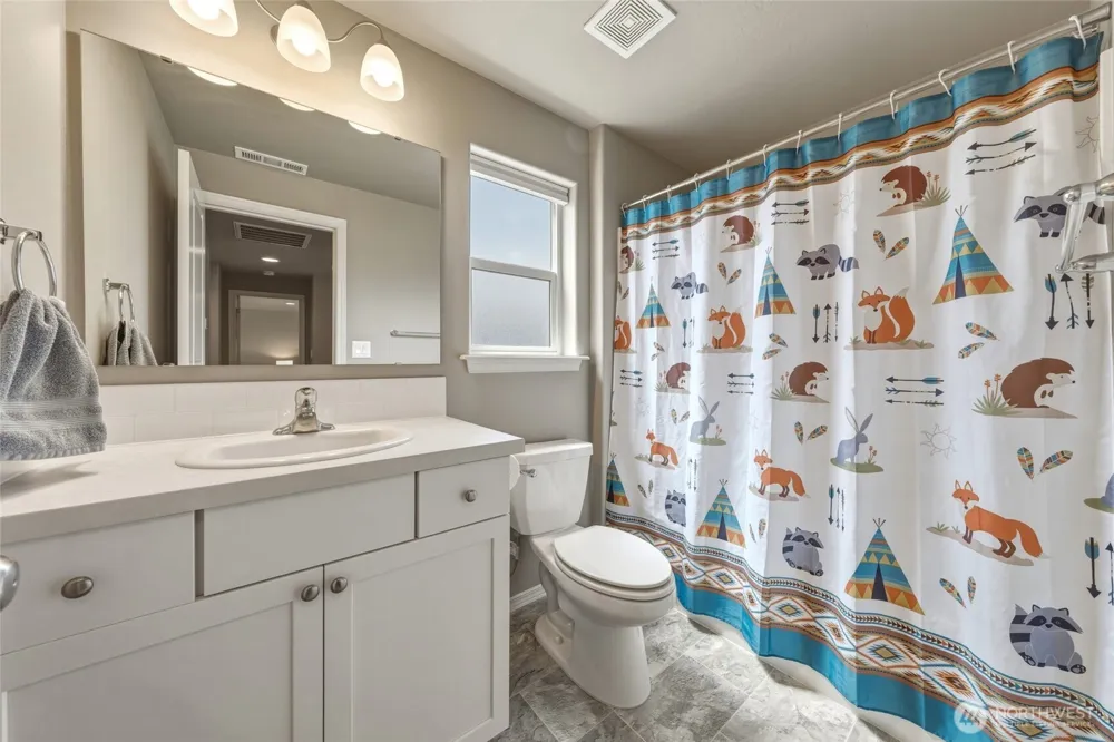 1103 SW Julia St College Place, WA 99324