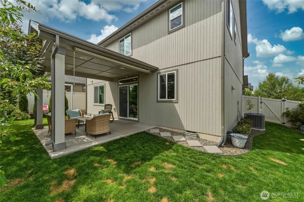 1103 SW Julia St College Place, WA 99324