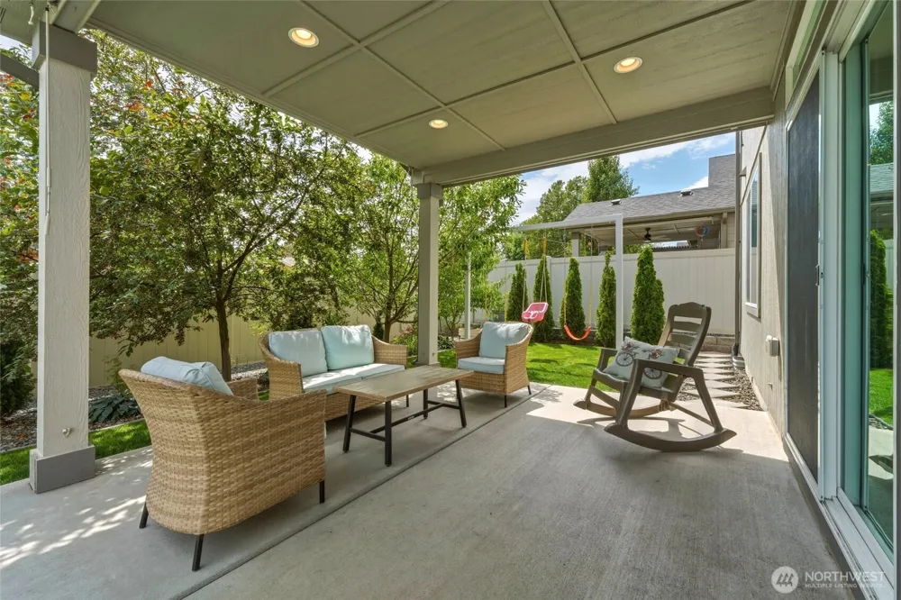 1103 SW Julia St College Place, WA 99324