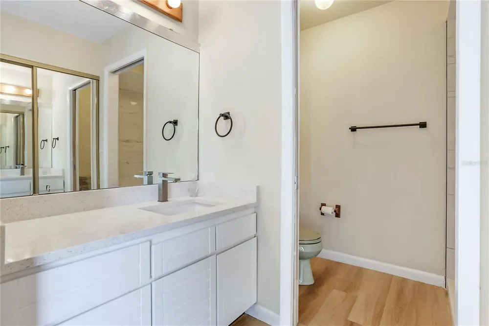 3020 DIVISION STREET Oviedo, FL 32765