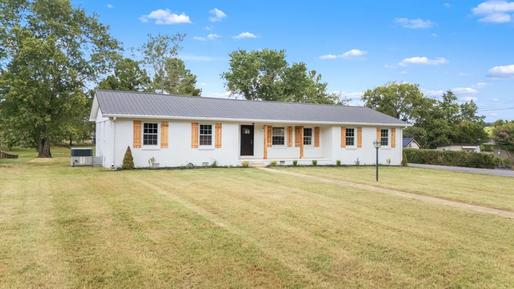 813 Brookhaven Cir Shelbyville, TN 37160