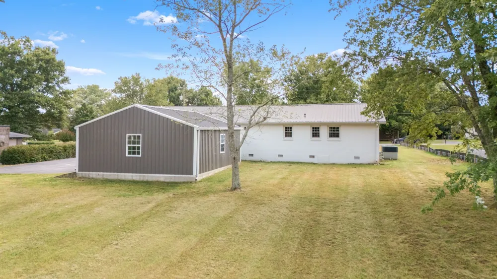 813 Brookhaven Cir Shelbyville, TN 37160