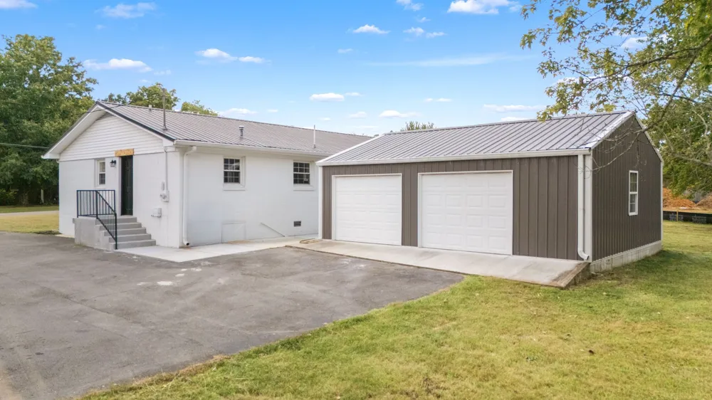 813 Brookhaven Cir Shelbyville, TN 37160