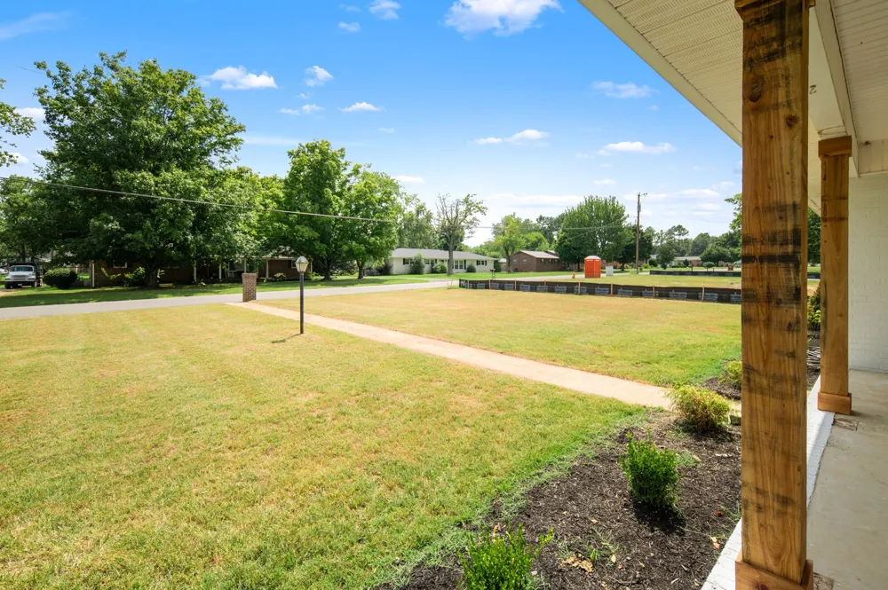 813 Brookhaven Cir Shelbyville, TN 37160