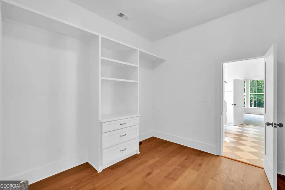40 Laurel RDG Forsyth, GA 31029