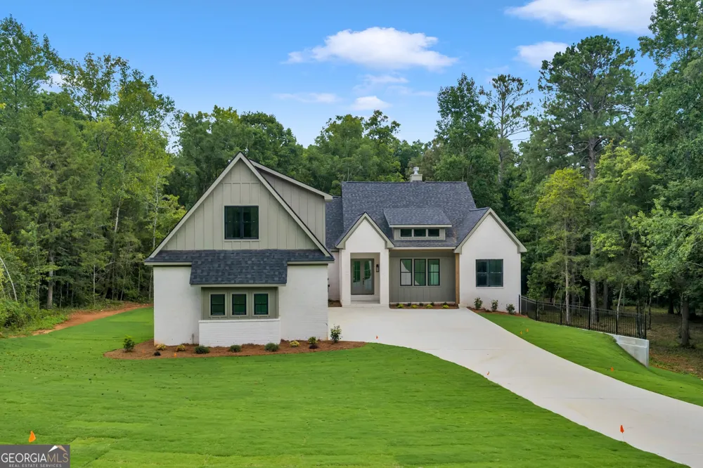 40 Laurel RDG Forsyth, GA 31029