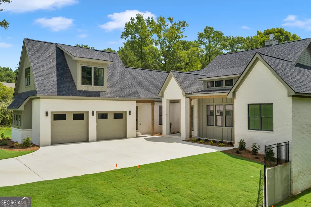 40 Laurel RDG Forsyth, GA 31029