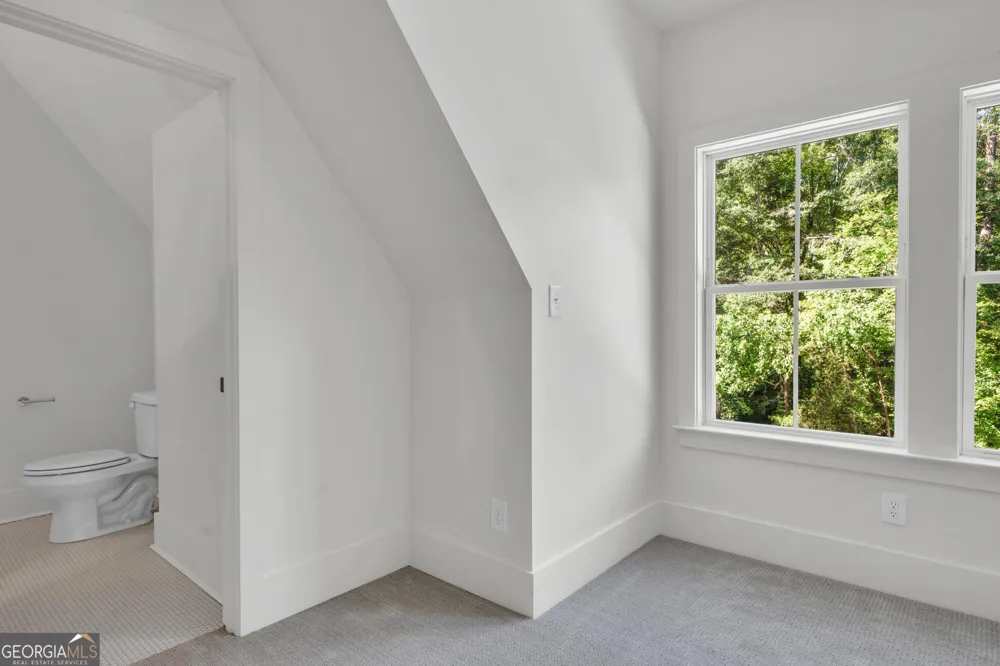40 Laurel RDG Forsyth, GA 31029