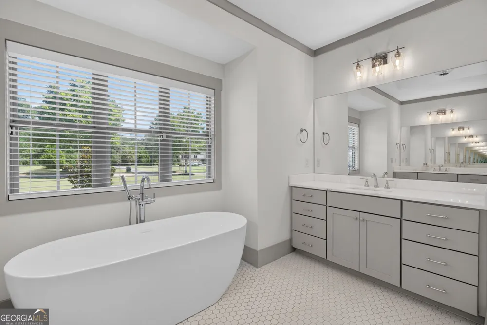 417 Fox Valley DR Monroe, GA 30656