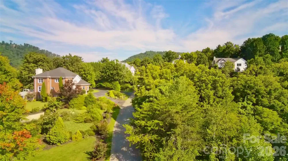 99999 Elk Mountain Ridge #12 Asheville, NC 28804