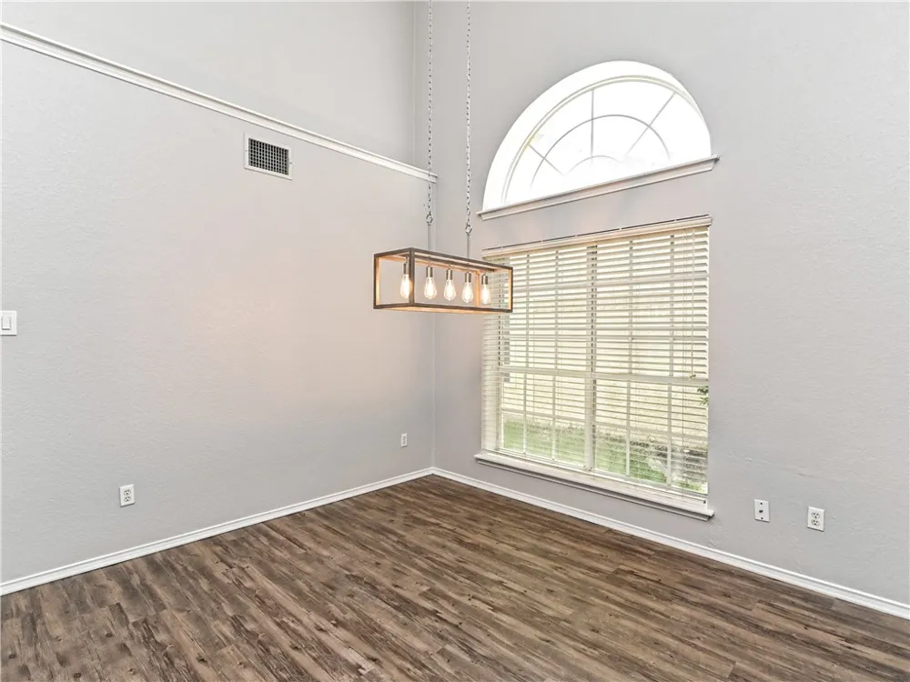 3512 Texas Topaz Drive Austin, TX 78728