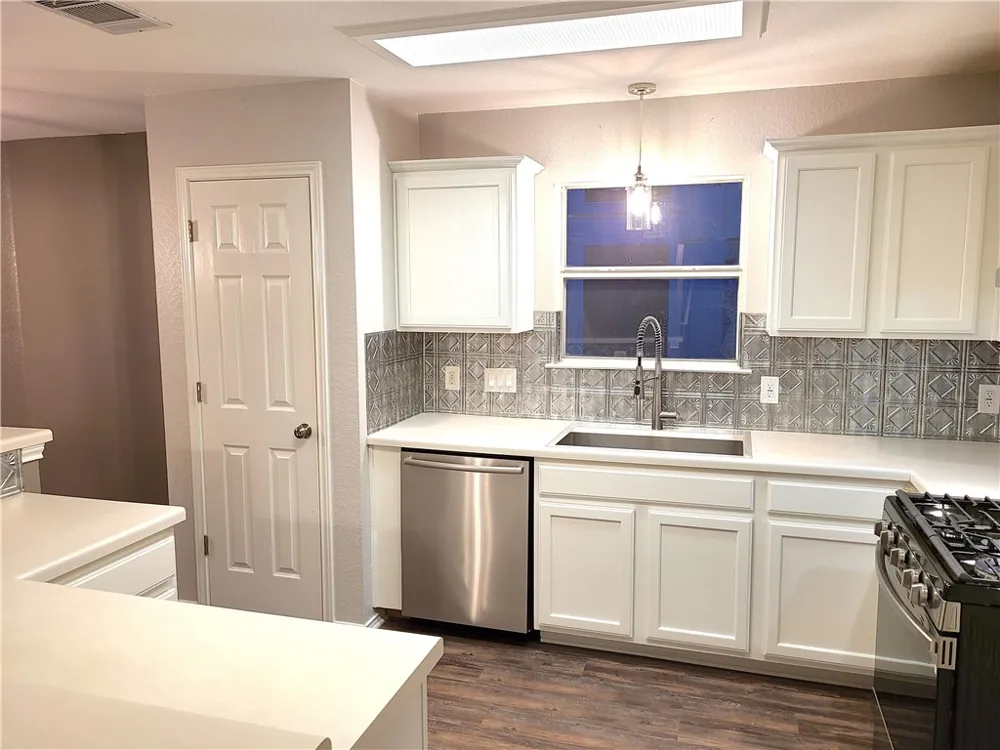 3512 Texas Topaz Drive Austin, TX 78728