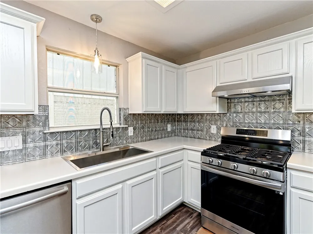 3512 Texas Topaz Drive Austin, TX 78728