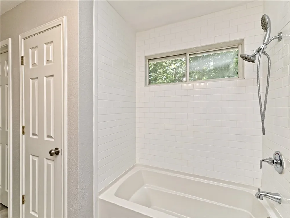 3512 Texas Topaz Drive Austin, TX 78728