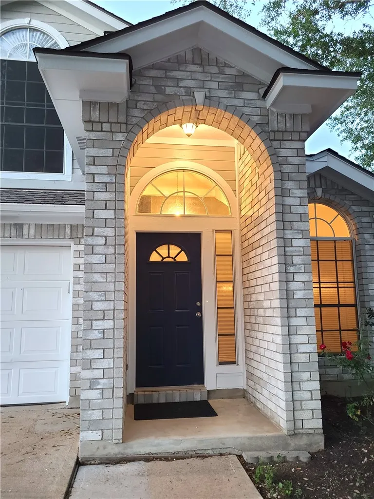3512 Texas Topaz Drive Austin, TX 78728
