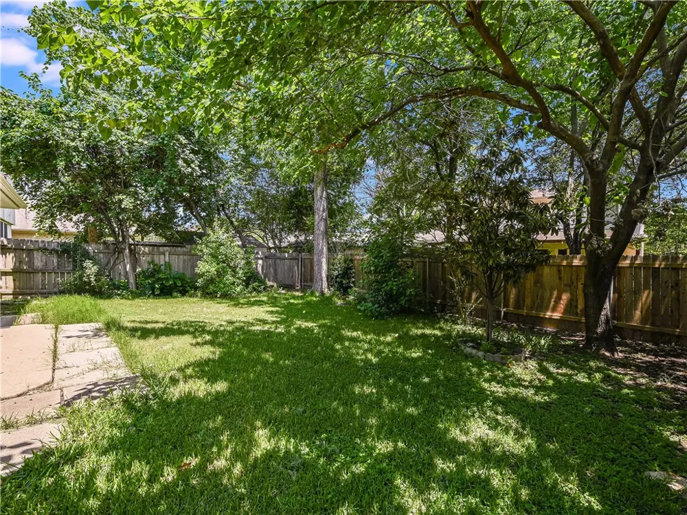 3512 Texas Topaz Drive Austin, TX 78728