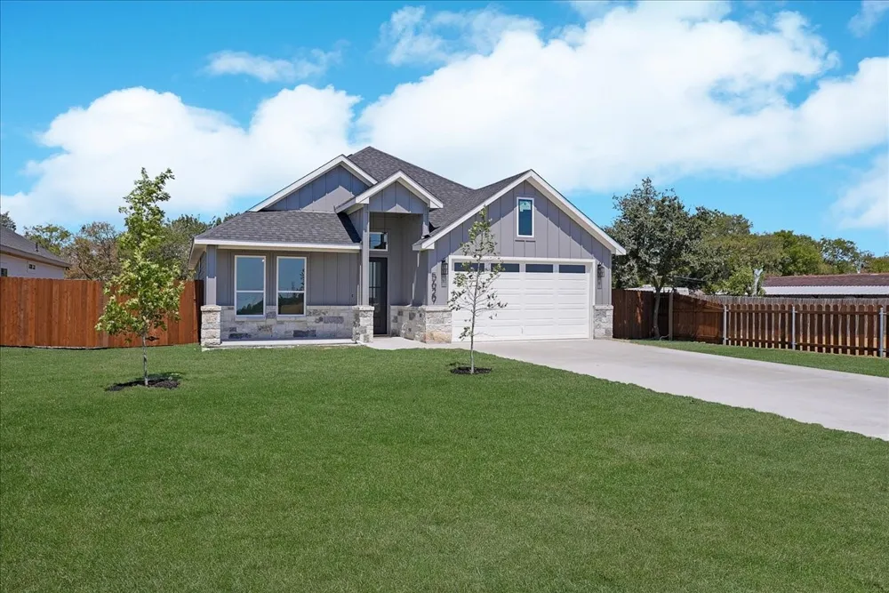 5629 Oak Grove Road Fort Worth, TX 76134