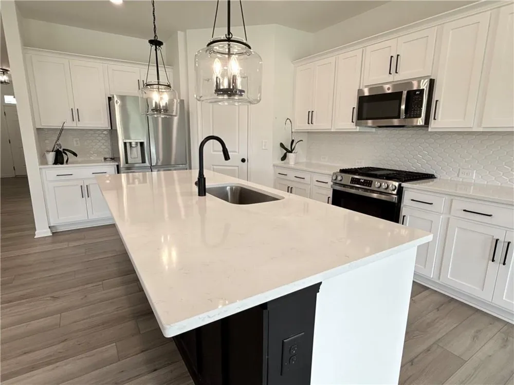 207 Foxhill Drive Dawsonville, GA 30534