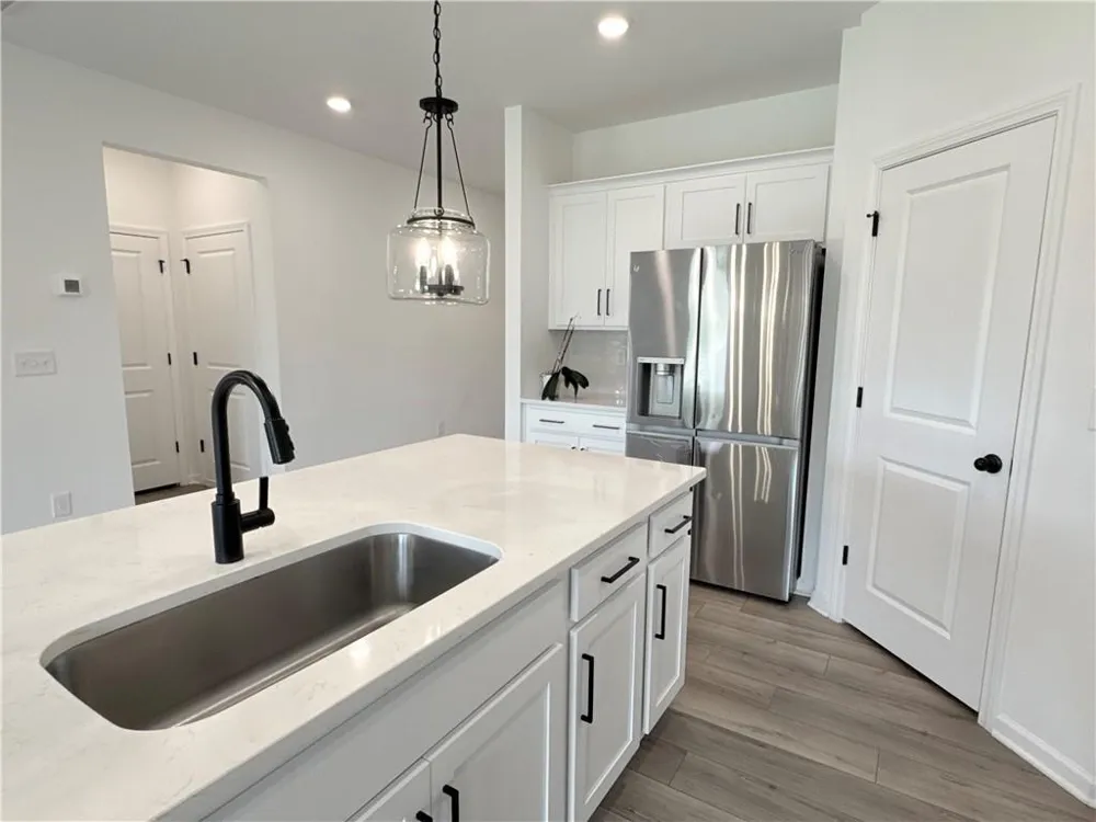207 Foxhill Drive Dawsonville, GA 30534