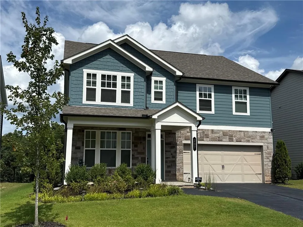 207 Foxhill Drive Dawsonville, GA 30534