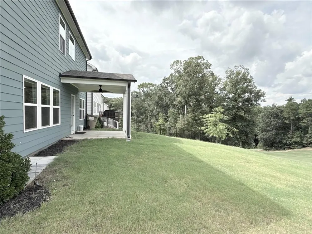 207 Foxhill Drive Dawsonville, GA 30534