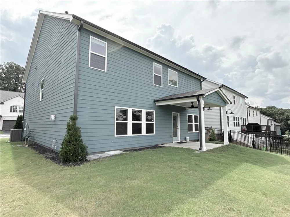 207 Foxhill Drive Dawsonville, GA 30534