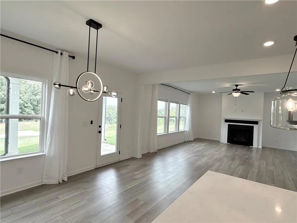 207 Foxhill Drive Dawsonville, GA 30534